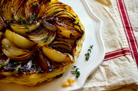 upside down onion tart