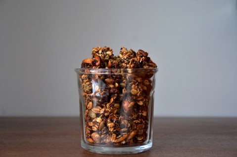 snacking granola